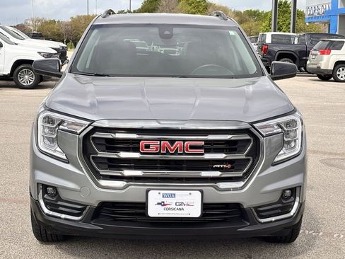 Used 2024 GMC Terrain AT4 image 8