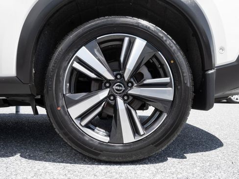 Used 2023 Nissan Rogue SL w/ SL Premium Package AWD/4WD image 36