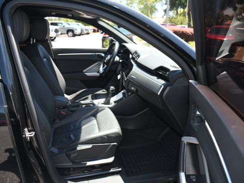 Used 2020 Audi Q3 2.0T Premium AWD/4WD image 19
