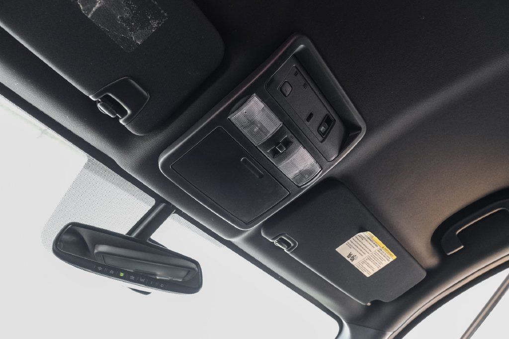 Used 2019 Nissan Titan SL w/ Midnight Edition RWD image 29