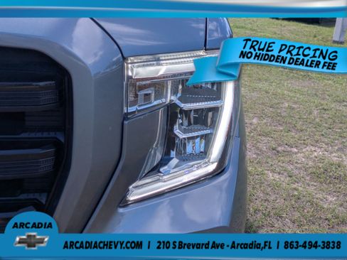 Used 2022 GMC Sierra 1500 Elevation w/ Preferred Package RWD image 10