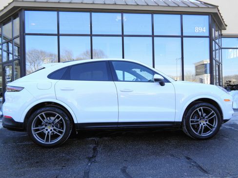Used 2020 Porsche Cayenne image 4