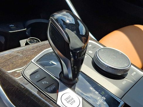Used 2021 BMW 330i xDrive Sedan AWD/4WD image 13