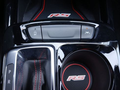 Used 2026 Chevrolet Trax RS w/ Sunroof Package FWD image 40