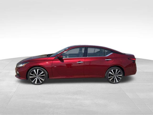 Used 2019 Nissan Altima 2.5 Platinum AWD/4WD image 6