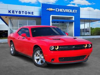 Used 2022 Dodge Challenger SXT video 1