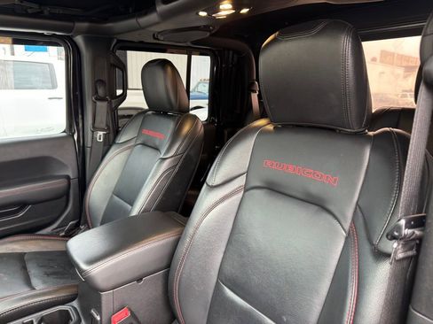 Used 2020 Jeep Gladiator Rubicon w/ Advanced Safety Group image 20