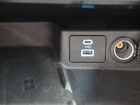 Used 2023 Ford Escape ST-Line Elite w/ Class II Trailer Tow Package image 27