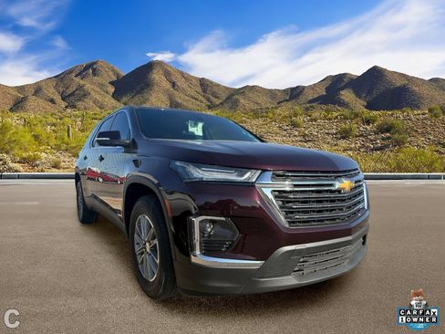Certified 2022 Chevrolet Traverse LT FWD image 5