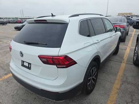 Used 2021 Volkswagen Tiguan SE FWD image 6