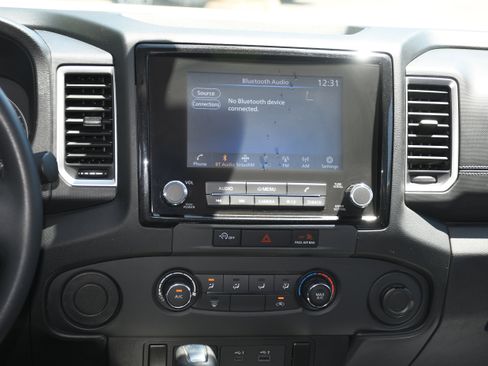 Used 2023 Nissan Frontier SV RWD image 15