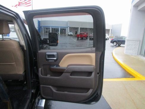 Used 2018 GMC Sierra 2500 Denali image 21