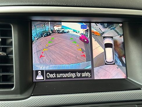 Used 2018 Nissan Pathfinder SL w/ Cargo Package FWD image 21
