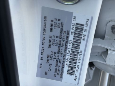 Used 2022 MAZDA MAZDA3 s image 27