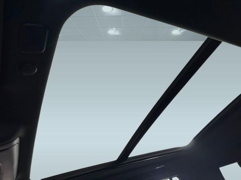 Used 2023 GMC Yukon Denali image 13