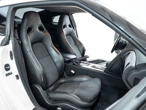 Used 2009 Nissan GT-R Premium image 23