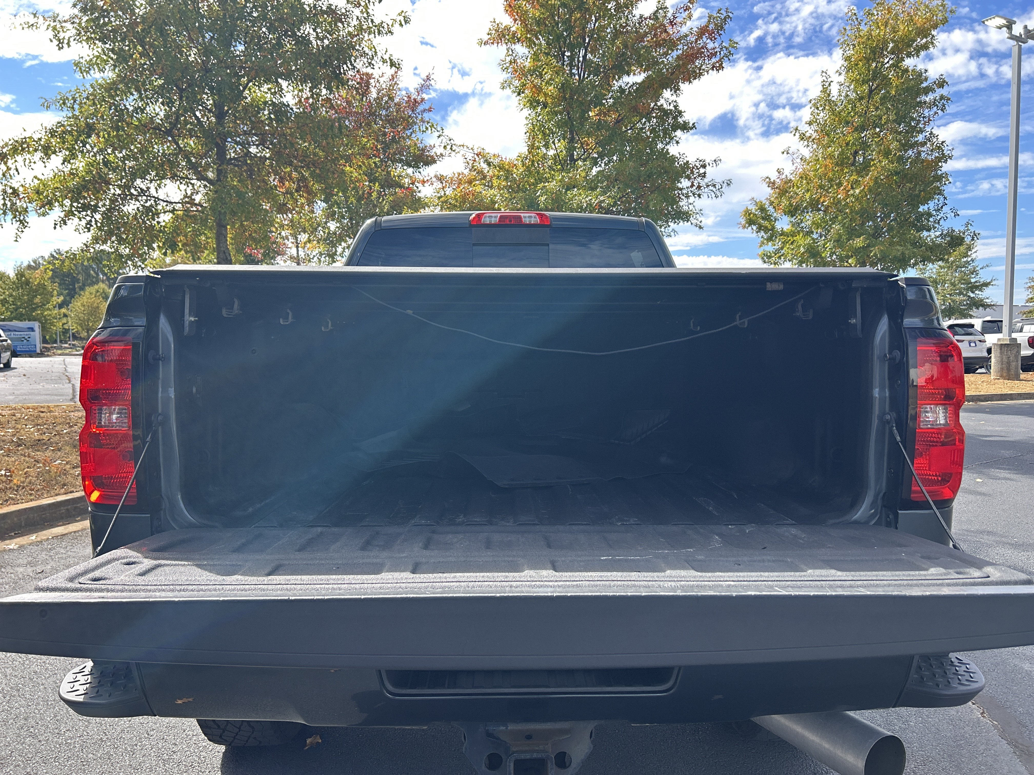 Used 2017 Chevrolet Silverado 2500 High Country w/ Duramax Plus Package AWD/4WD image 30