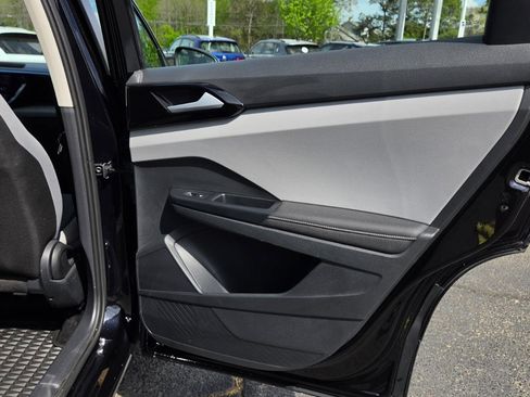 Used 2024 Volkswagen Taos S image 49