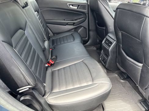 Used 2019 Ford Edge SEL w/ Equipment Group 201A AWD/4WD image 15