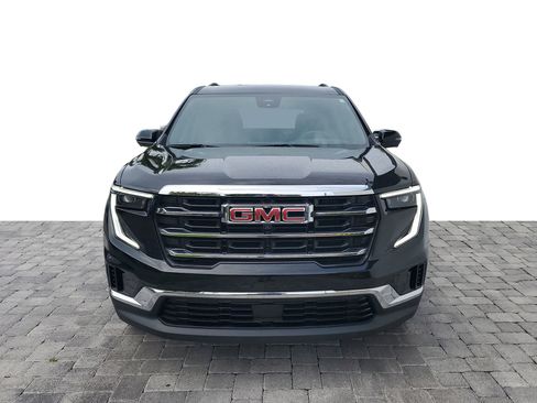 Used 2025 GMC Acadia Elevation FWD image 2