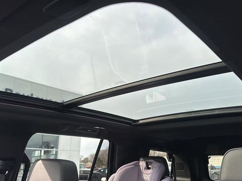 Used 2023 Chevrolet Tahoe Z71 w/ Z71 Off-Road Package image 33