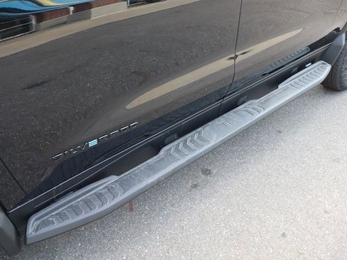 New 2026 Chevrolet Silverado EV Trail Boss image 32