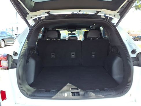 Used 2024 Ford Escape ST-Line w/ Tech Pack #1 AWD/4WD image 10