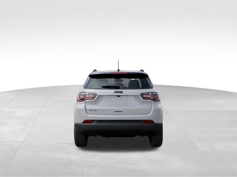 New 2026 Jeep Compass Limited image 8