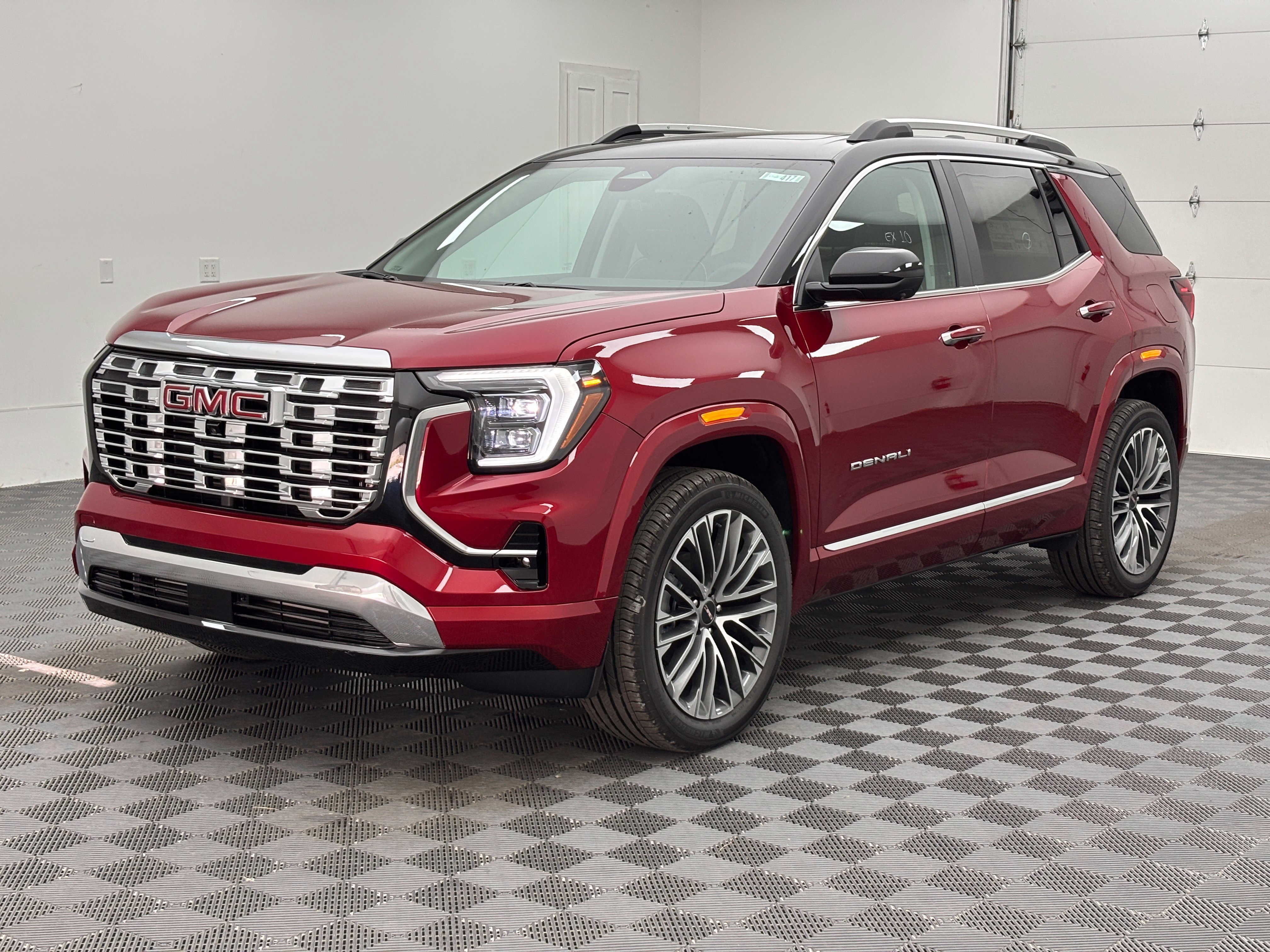 New 2027 GMC Terrain Denali w/ LPO, Floor Liner Package AWD/4WD image 2