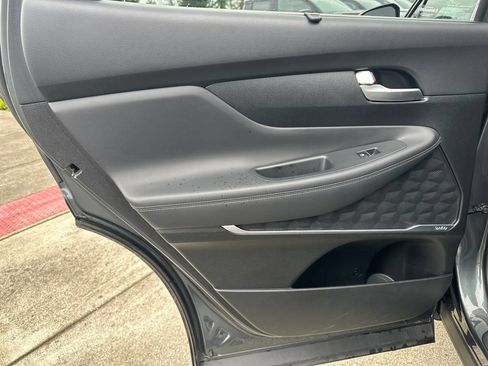 Used 2019 Hyundai Santa Fe Limited AWD/4WD image 13