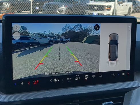 Certified 2025 Ford Explorer Active w/ Active Comfort Package image 18