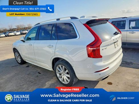 Used 2018 Volvo XC90 T6 Momentum w/ Momentum Plus Package AWD/4WD image 3