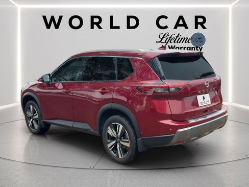 Used 2024 Nissan Rogue SL w/ SL Premium Package FWD image 10
