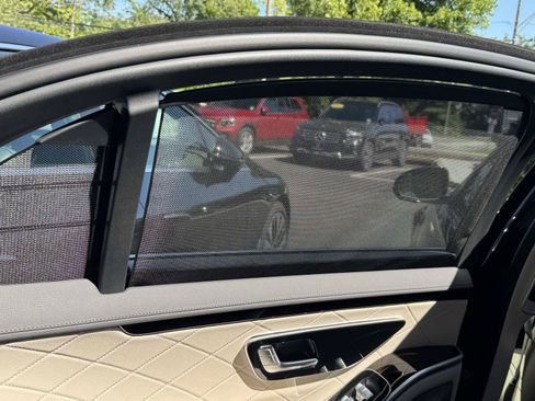 Certified 2023 Mercedes-Benz S 580 4MATIC Sedan image 37