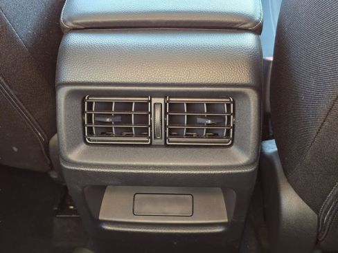 Used 2025 Honda CR-V LX image 28