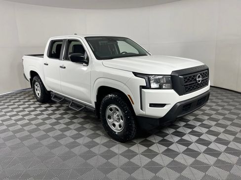 Used 2022 Nissan Frontier S AWD/4WD image 13