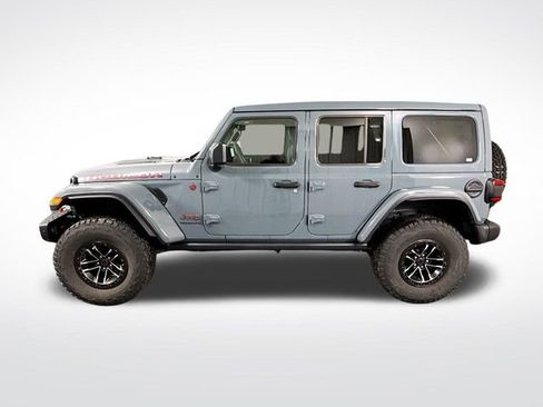 Used 2024 Jeep Wrangler Unlimited Rubicon image 4