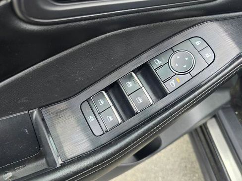 Certified 2022 Nissan Rogue SL w/ SL Premium Package image 20