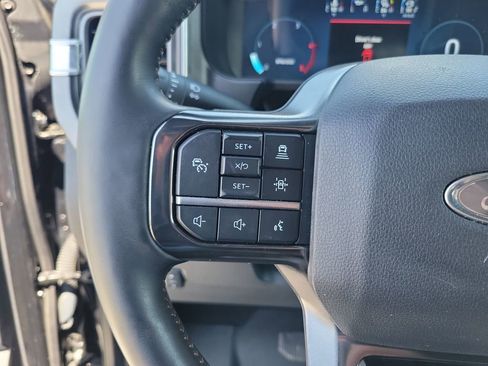 Used 2024 Ford F350 Platinum AWD/4WD image 23