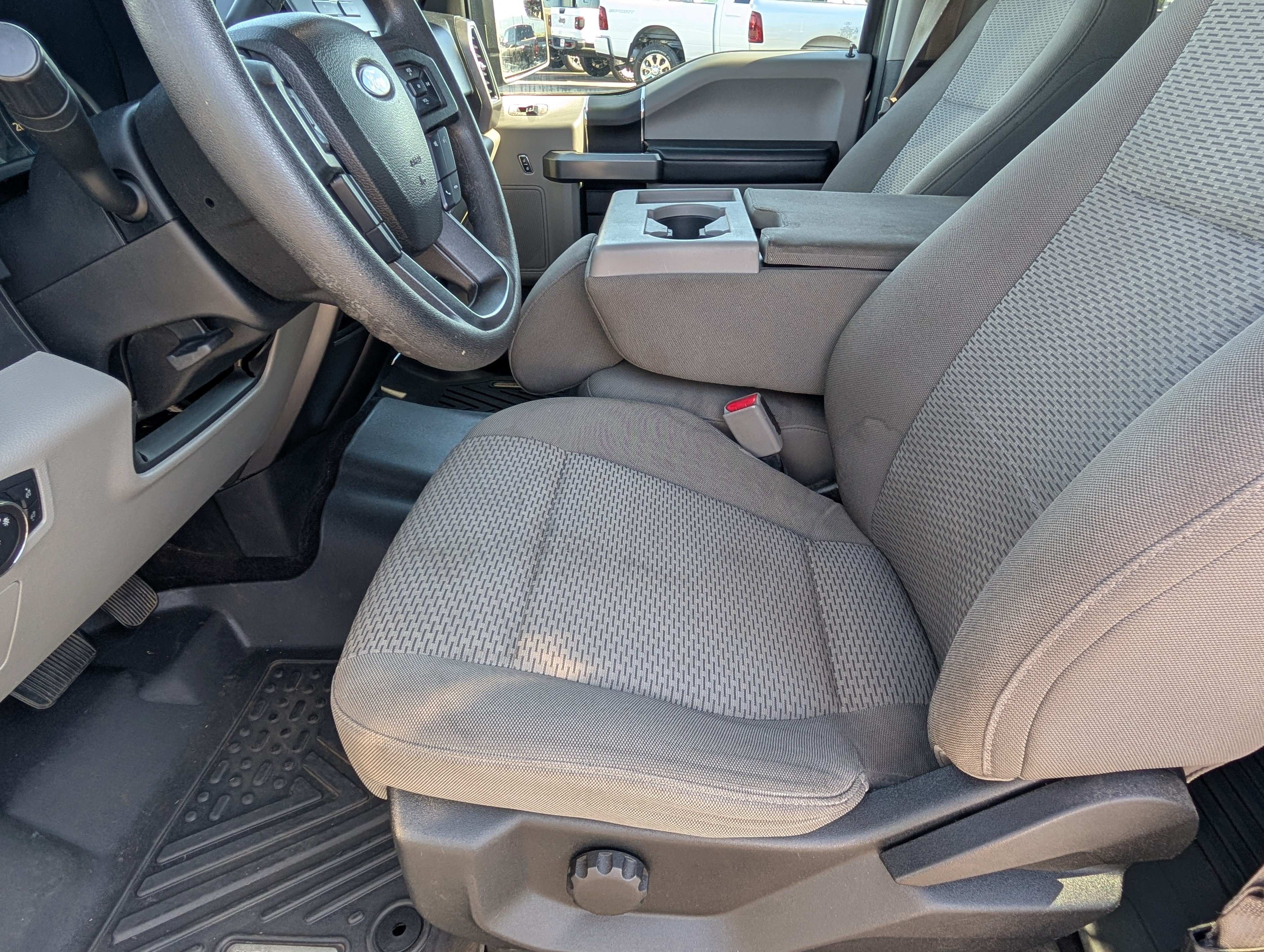 Used 2017 Ford F150 XLT RWD image 13