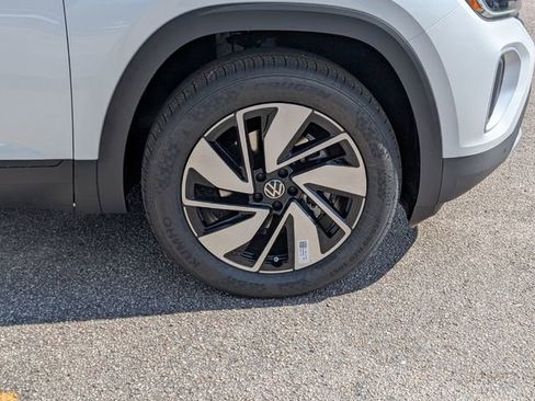 New 2026 Volkswagen Atlas SE FWD image 9