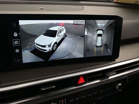 Used 2024 Kia Sorento SX Prestige w/ Sage Leather Package image 28