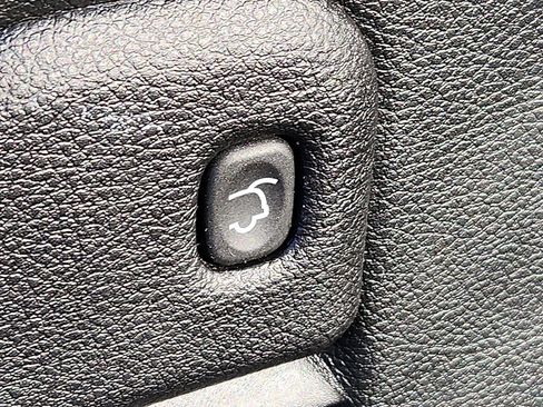 Certified 2021 Jeep Grand Cherokee Limited w/ Premium Lighting Group image 32