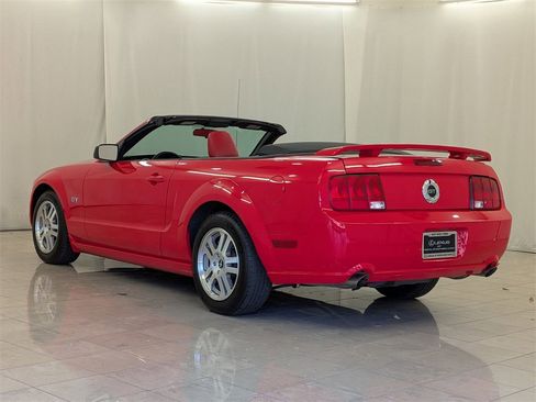 Used 2006 Ford Mustang GT image 6