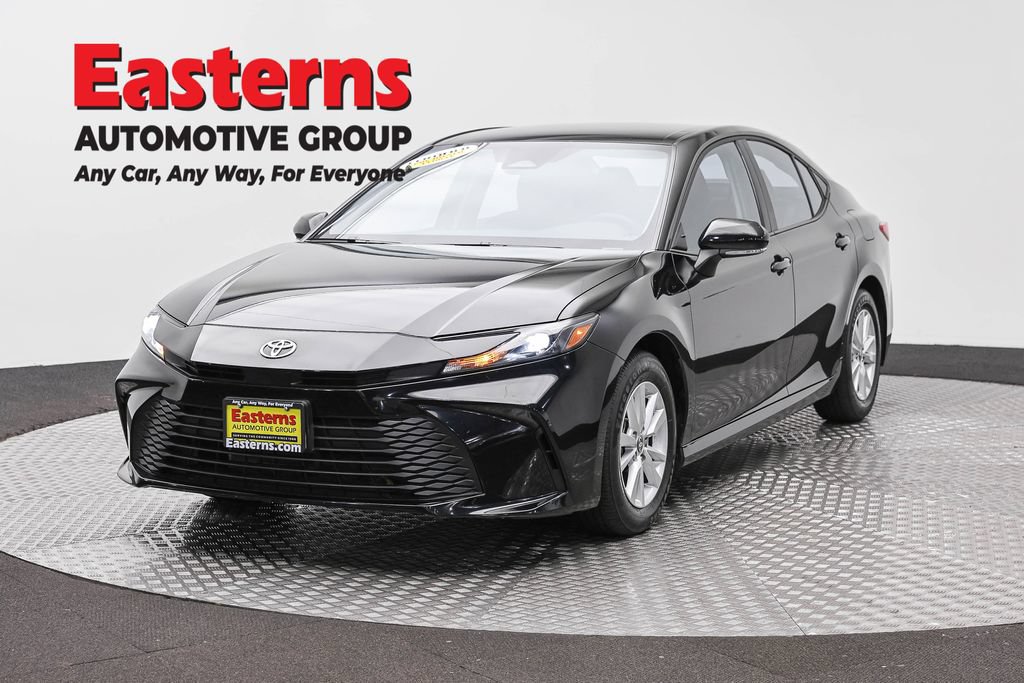 Used 2026 Toyota Camry LE FWD image 1