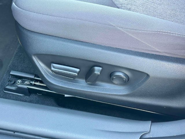 Used 2024 Toyota Camry LE FWD image 17