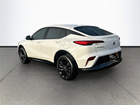 Used 2024 Buick Envista Sport Touring w/ Convenience I Package image 5