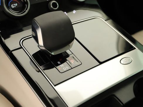 Used 2021 Land Rover Range Rover Velar S image 27