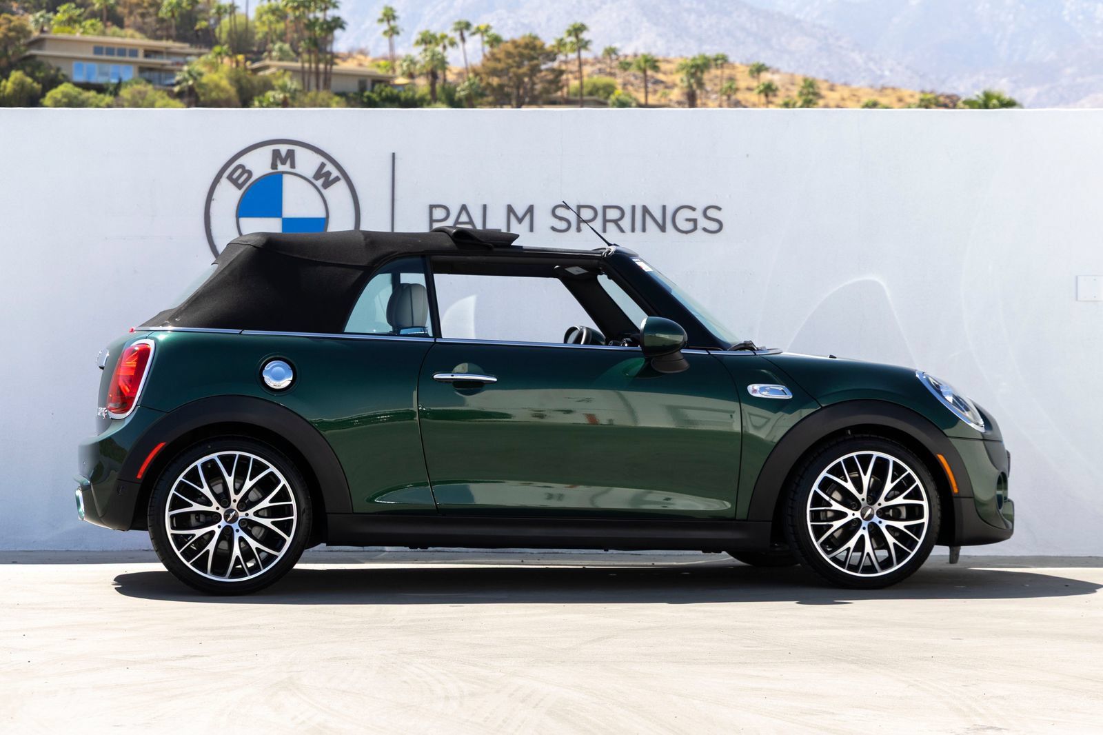 Used 2019 MINI Cooper S FWD image 4