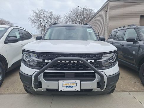 New 2025 Ford Bronco Sport Outer Banks w/ Sasquatch Outer Banks Package image 2